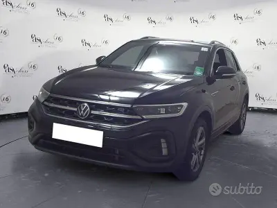 Usata VW T-Roc R-line 116 CV (85 kW) 2025 Nero SUV