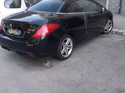 Usata Peugeot 308 CC 112 CV (82 kW) 2011 Nero Cabrio