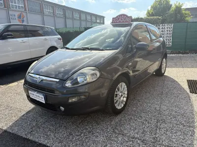 Usata Fiat Punto Evo Dynamic 105 CV (77 kW) 2009 Grigio Utilitaria