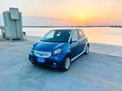 Usata Smart ForFour 71 CV (52 kW) 2020 Utilitaria