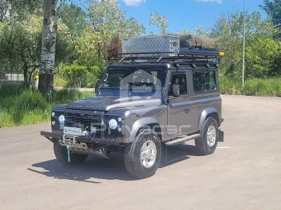 Usado Land Rover Defender S 122 CV (89 kW) 2009 Gris Familiar