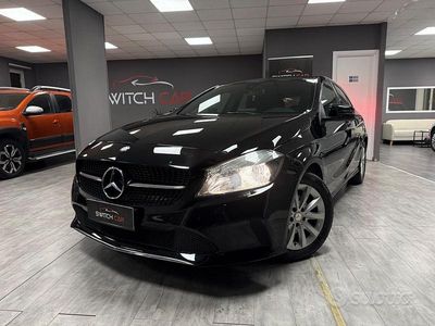 Usata Mercedes A180 Business 109 CV (80 kW) 2017 Nero Berlina
