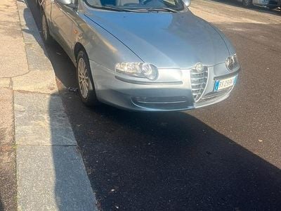 Usata Alfa Romeo 147 105 CV (77 kW) 2002 Grigio Utilitaria