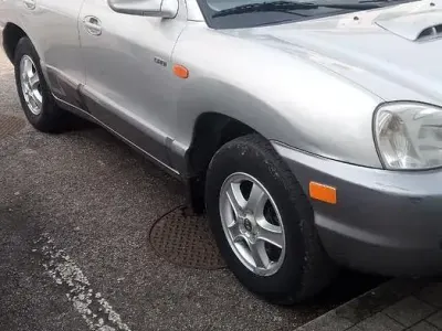 Usata Hyundai Santa Fe 112 CV (82 kW) 2002 SUV