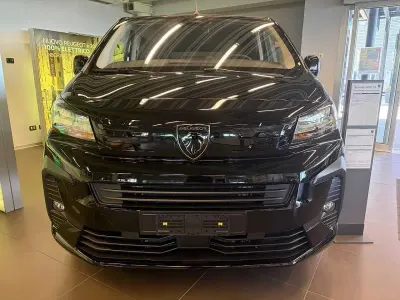 Nuova Peugeot Traveller Business-Line 179 CV (131 kW) 2026 Verde Monovolume