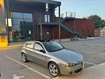 Usata Alfa Romeo 147 120 CV (88 kW) 2006 Utilitaria