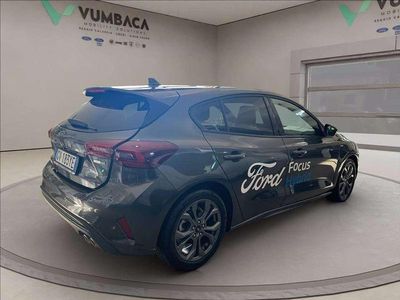 Grigio metallizzato Usata 2024 Ford Focus ST-Line Berlina | 25.500 € (Cara)