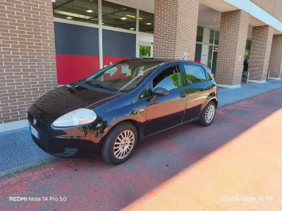 Usata Fiat Punto Evo Dynamic 69 CV (50 kW) 2012 Nero Utilitaria