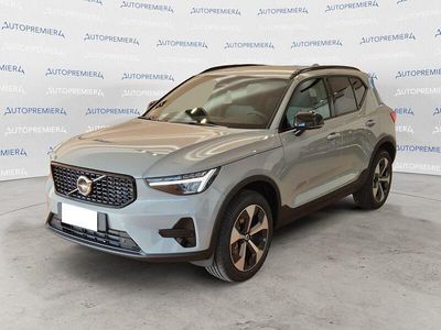 Usata Volvo XC40 Core 163 CV (119 kW) 2024 Grigio SUV