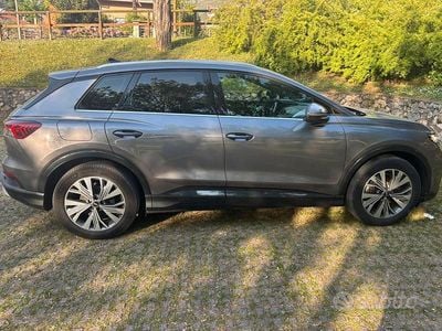 Usata Audi Q4 e-tron Comfort 150 kW (204 CV) 2021 Grigio SUV
