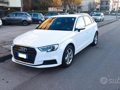 usata Audi A3 Sportback 30 1.0 TFSI Business 116 cv