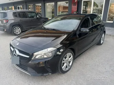 Usata Mercedes A200 136 CV (100 kW) 2016 Nero Utilitaria