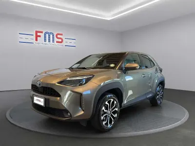 Usata Toyota Yaris Cross Trend 116 CV (85 kW) 2022 Giallo SUV