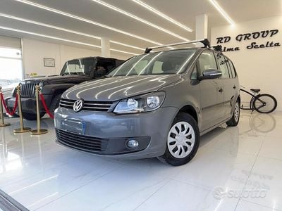 Usata VW Touran Comfortline 105 CV (77 kW) 2011 Grigio Monovolume