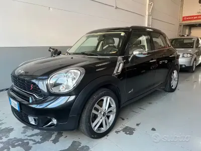 Käytetty Mini Cooper S Countryman 184 HP (135 kW) 2012 Musta Katumaasturi
