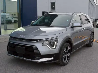 Nuova Kia Niro Style 126 CV (92 kW) 2026 Grigio SUV