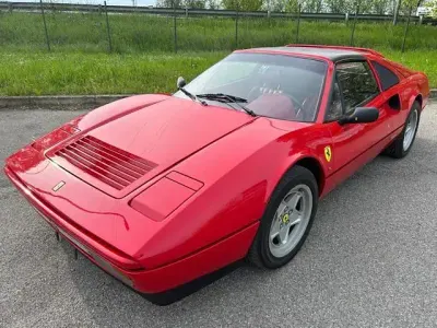 Usata Ferrari 328 270 CV (198 kW) 1987 Rosso Cabrio