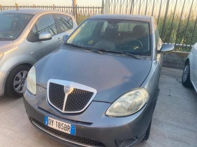 Usata Lancia Ypsilon 77 CV (56 kW) 2009 Grigio Utilitaria