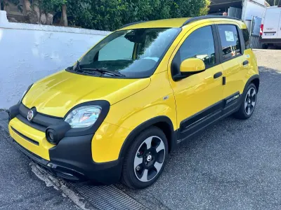 Nuova Fiat Panda Cross Cross 65 CV (47 kW) 2026 Giallo Utilitaria