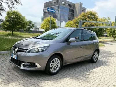 Usata Renault Scenic E-Tech 116 CV (85 kW) 2014 Monovolume