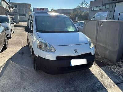 Usata Peugeot Partner 75 CV (55 kW) 2012 Bianco Monovolume