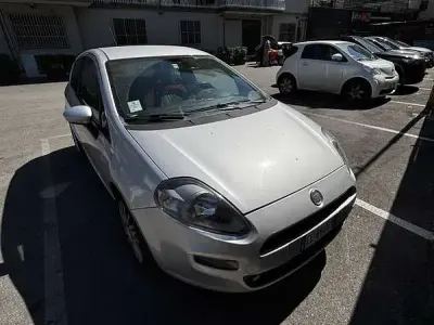 Usata Fiat Punto Evo Easy 95 CV (69 kW) 2012 Utilitaria
