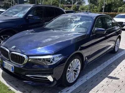 Usata BMW 540 Efficient Dynamics 340 CV (250 kW) 2020 Blu/azzurro Berlina