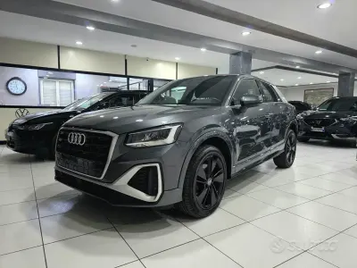 Usata Audi Q2 S-Line 150 CV (110 kW) 2024 Grigio SUV
