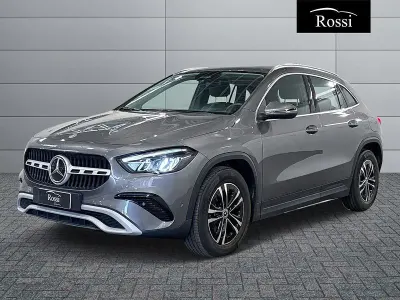 Usata Mercedes GLA180 Advanced 116 CV (85 kW) 2025 Grigio montagna SUV
