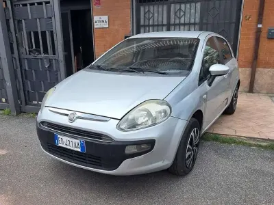 Usata Fiat Punto Evo Dynamic 65 CV (47 kW) 2010 Grigio Utilitaria