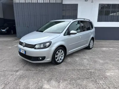 Käytetty VW Touran