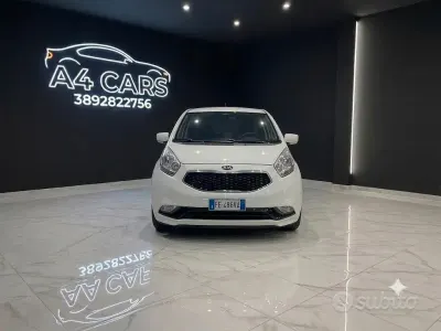 Usata Kia Venga Active 90 CV (66 kW) 2016 Bianco Utilitaria