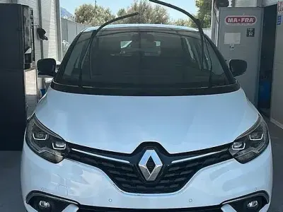 Usata Renault Scenic E-Tech 110 CV (80 kW) 2018 Bianco Monovolume