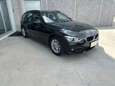 Usata BMW 320 Advantage 190 CV (139 kW) 2018 Nero Station wagon