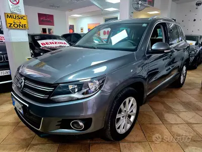 Usata VW Tiguan Sportline 140 CV (102 kW) 2013 Grigio SUV