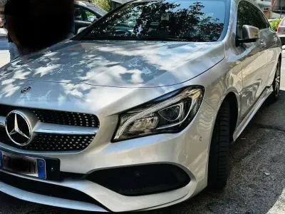 Gebraucht Mercedes CLA220 Shooting Brake AMG line 177 PS (130 kW) 2018 Grau Kombi