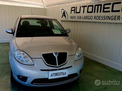 usata Lancia Ypsilon 1.2 gpl ok neopat uni pro outlet