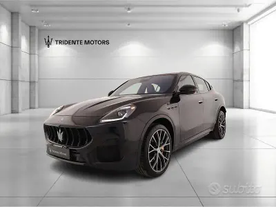 Begagnad Maserati Grecale 330 HK (242 kW) 2023 Svart SUV
