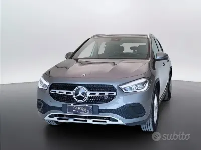 Usata Mercedes GLA200 150 CV (110 kW) 2023 Grigio SUV