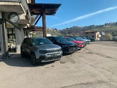 Nuova Jeep Avenger Summit 101 CV (74 kW) 2025 Grigio SUV