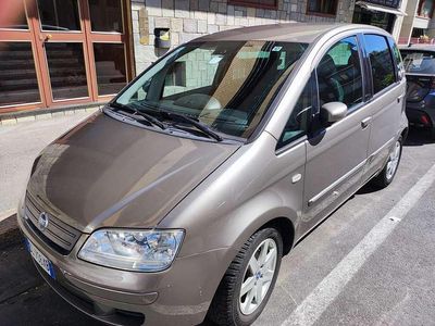 Usata Fiat Idea 95 CV (69 kW) 2007 Grigio Monovolume