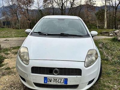 Usata Fiat Grande Punto Active 75 CV (55 kW) 2009 Utilitaria