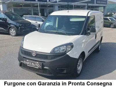 Usata Fiat Doblò Business 95 CV (69 kW) 2020 Bianco pastello Monovolume