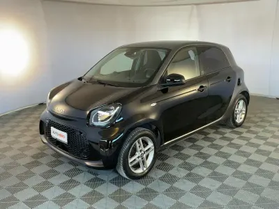 Gebraucht Smart ForFour Electric Drive Pure 60 kW (82 PS) 2021 Schwarz Limousine