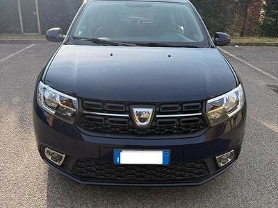 Usata Dacia Sandero 90 CV (66 kW) 2019 Blu Berlina