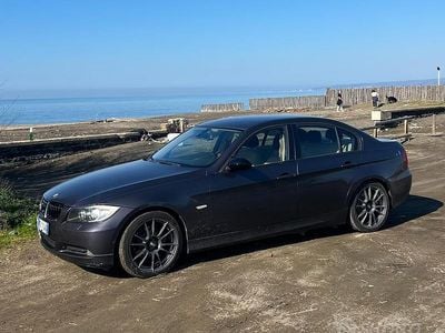 Usata BMW 320 Efficient Dynamics 220 CV (161 kW) 2005 Grigio Berlina