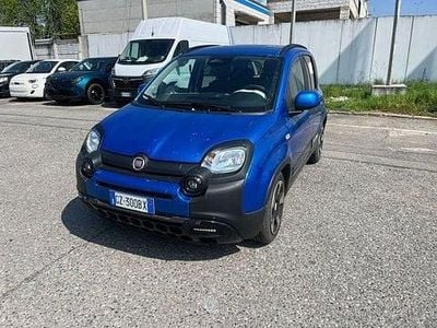 Usata Fiat Panda Cross Cross 69 CV (50 kW) 2025 Blu Utilitaria
