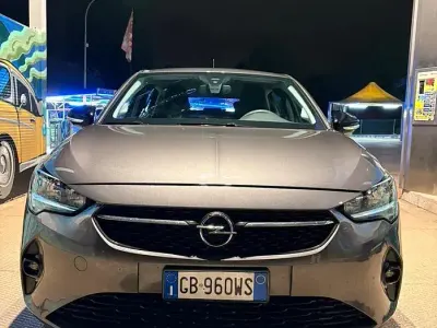 Usata Opel Corsa Edition 75 CV (55 kW) 2020 Grigio Utilitaria