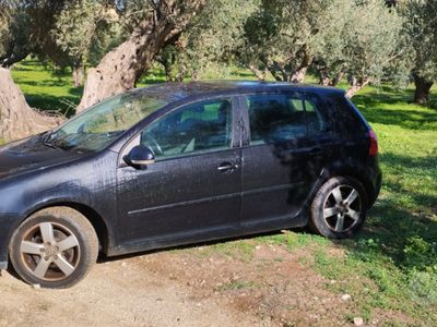 Nero Usata 2006 VW Golf V Sportline | 2500 € (Buon prezzo)