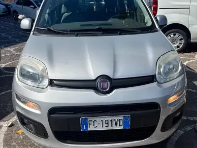 Usata Fiat Panda Lounge 69 CV (50 kW) 2016 Grigio Utilitaria